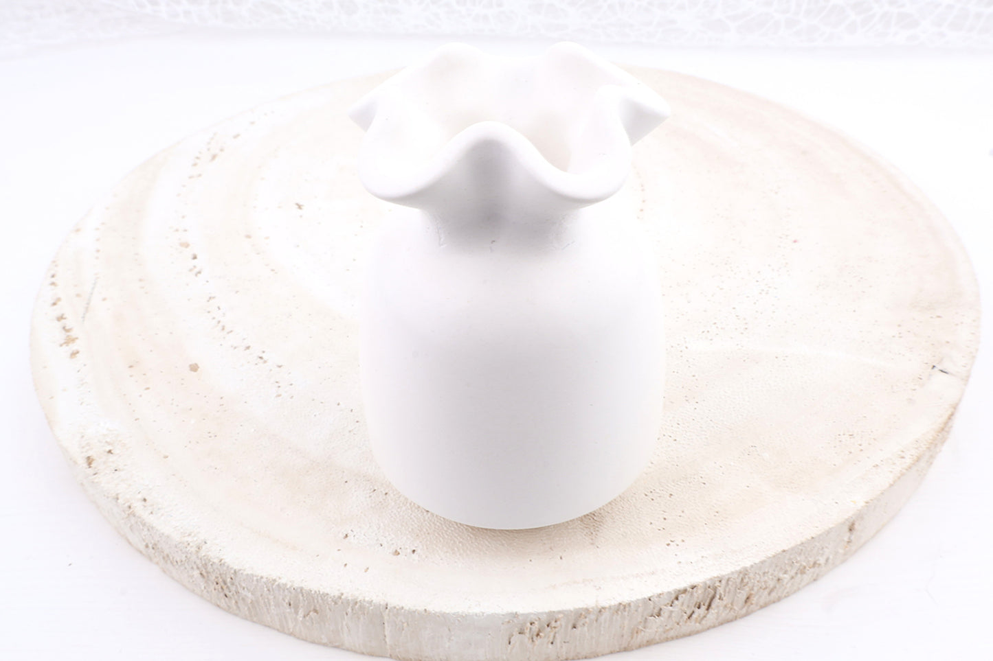 Wellen-Dekovase - mit Stil, aus Keramik, matt, versiegelt, 57/83 mm