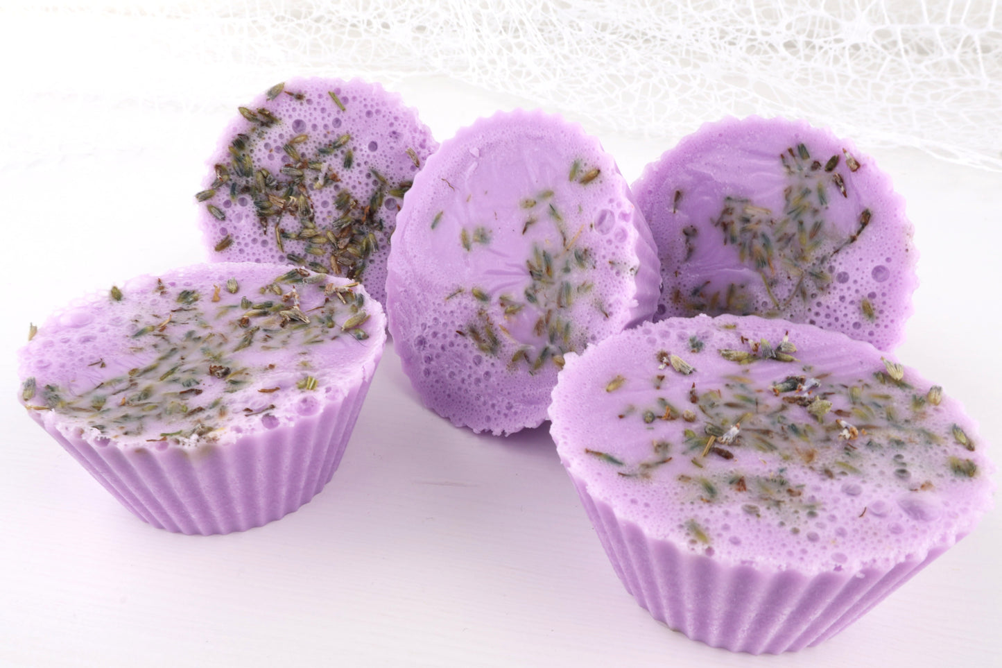 Cupcake-Lavendelseife - mit Lavendel Stücken und Lavendelöl